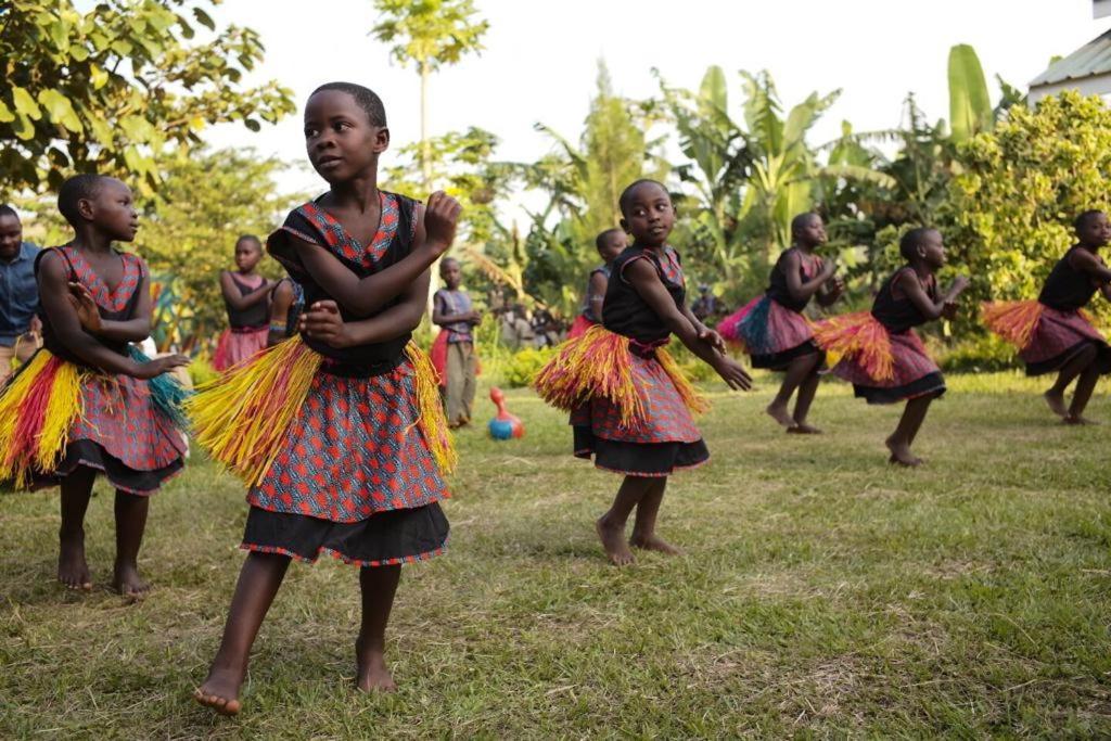 Mwamba Kelele Lodge Fort Portal Zewnętrze zdjęcie